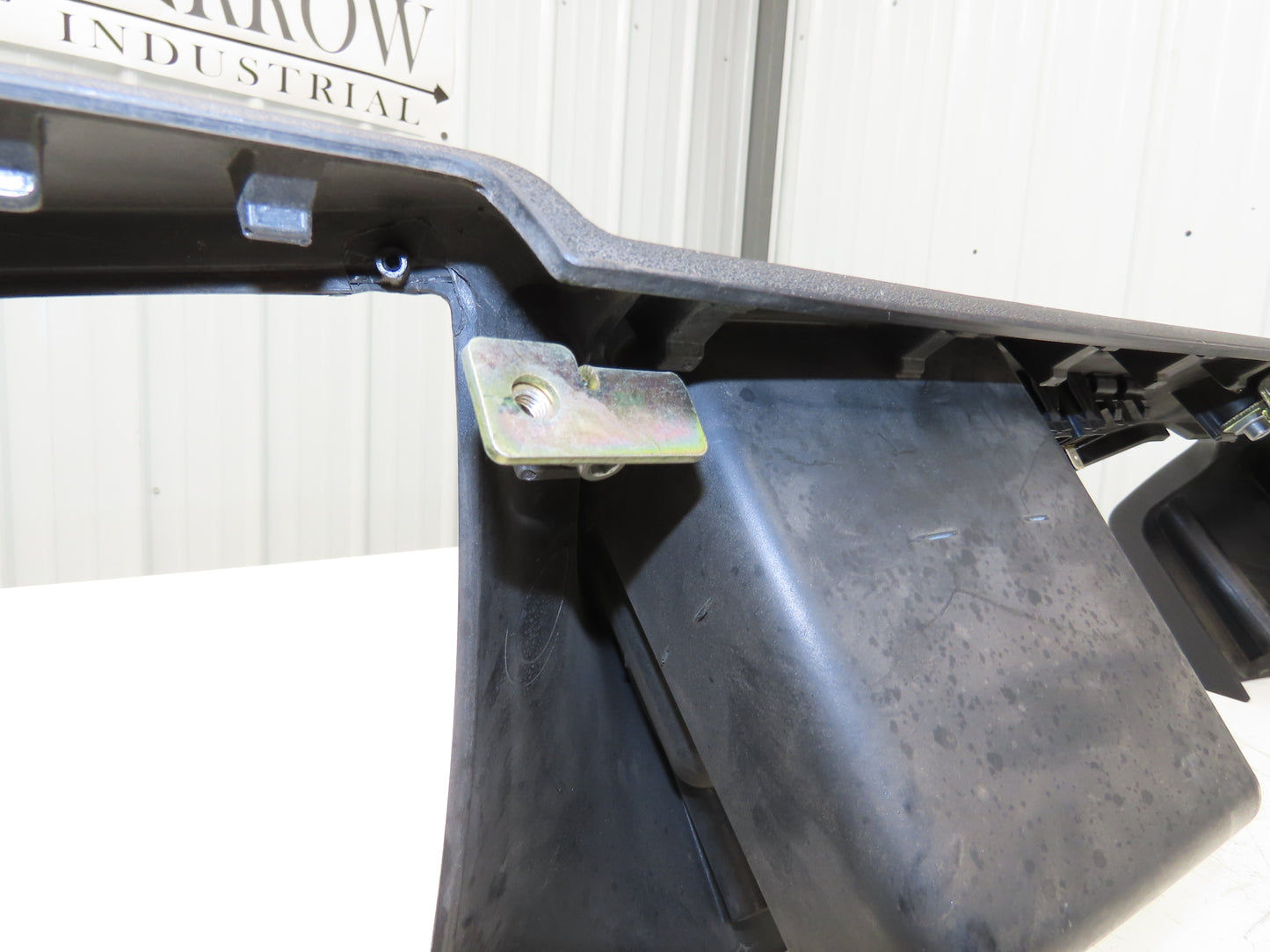 Linde Forklift Dash Plastic Shroud With Controls Removed From E20C