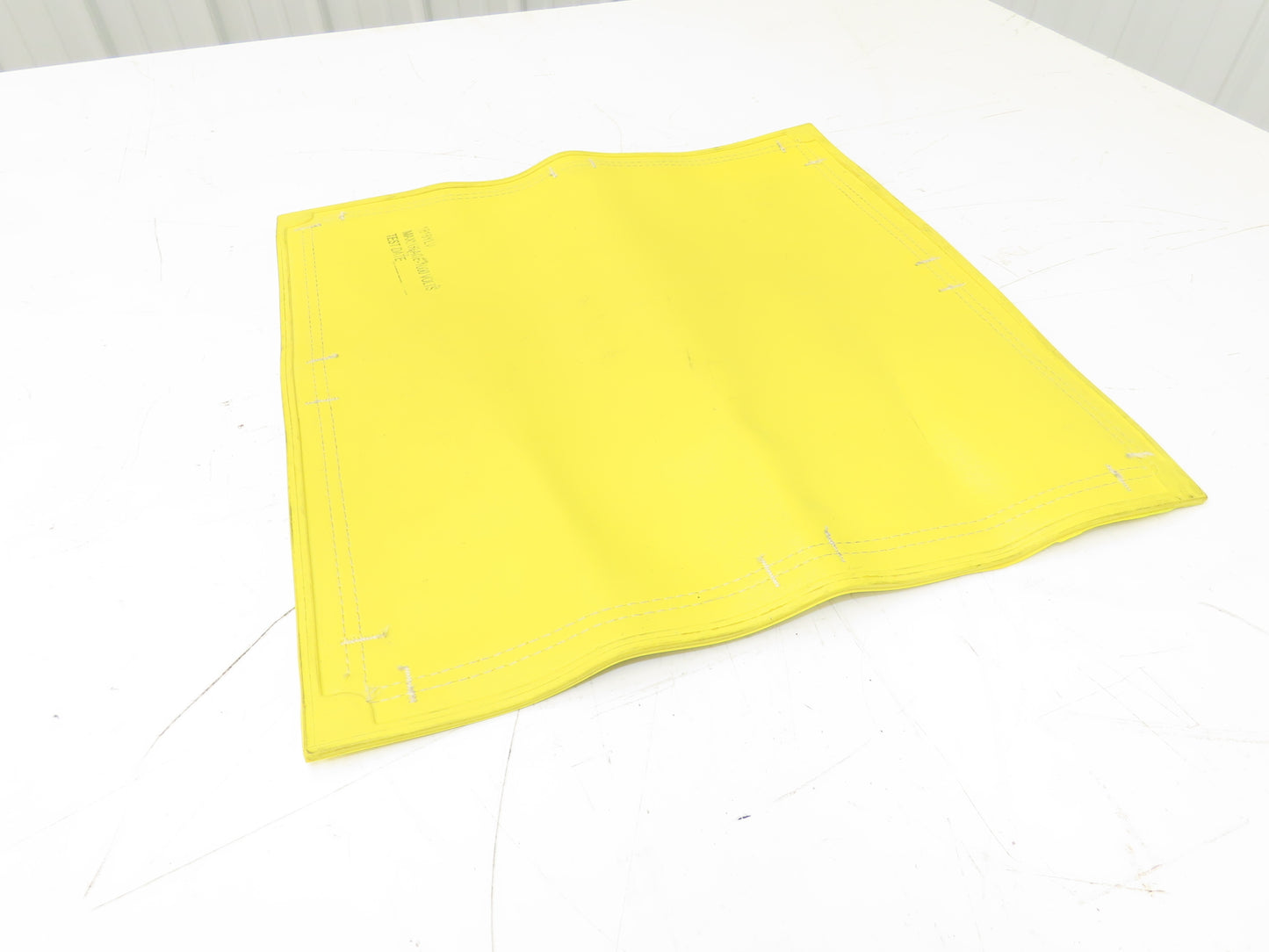 Salisbury 1818YLV Class 0 Type II Insulating Blanket 1000VAC 18" x 18"