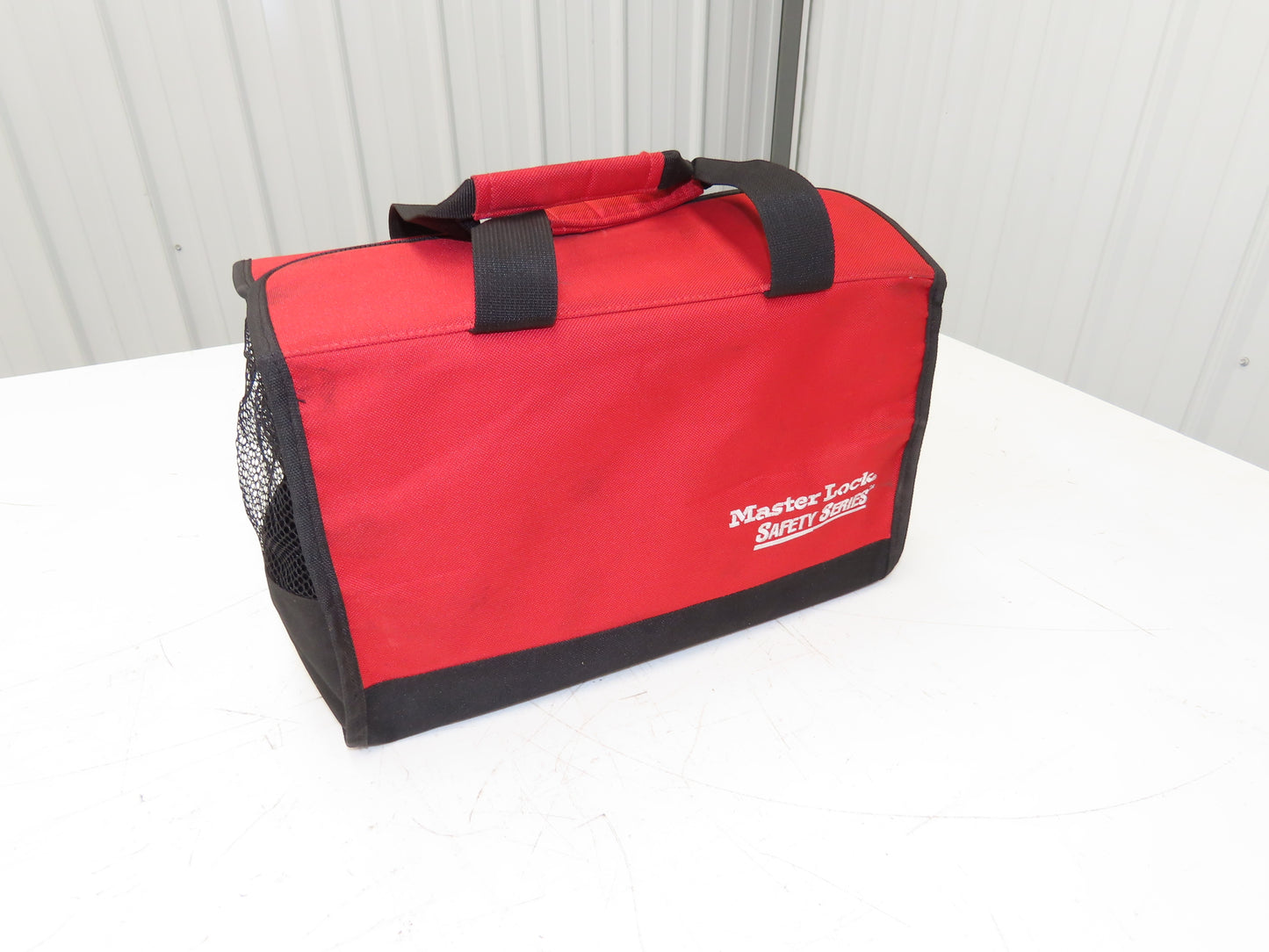 Master Lock 1458VE410 Portable Lockout Kit 8 Padlocks Gate Covers Hasp Cable