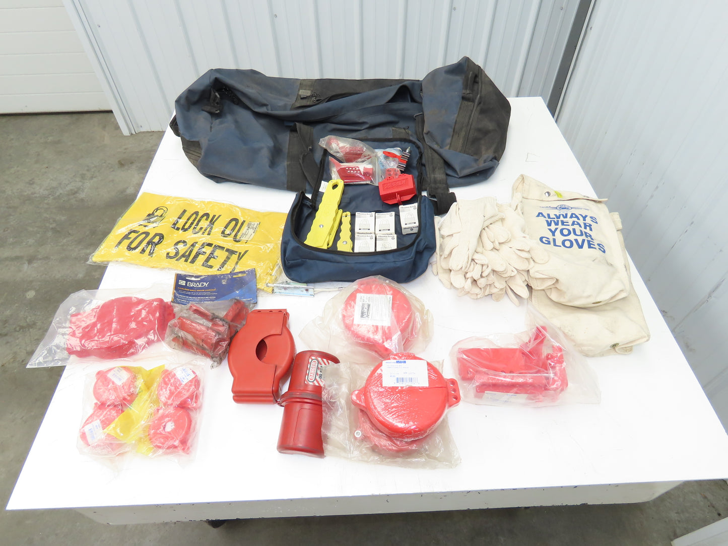 Brady 65780 Canvas Lockout Bag Assorted Valve Pad Locks Glove Bag Fuse Pullers