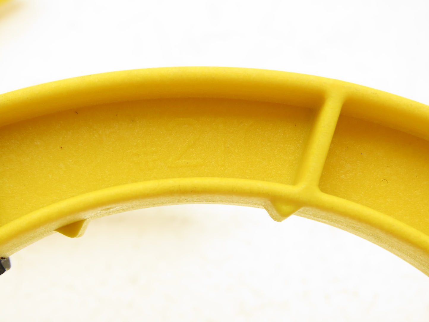 Salisbury 5ZV66/21 Blanket Clamp Pin 21 9-1/2" High Impact Yellow Lot of 4