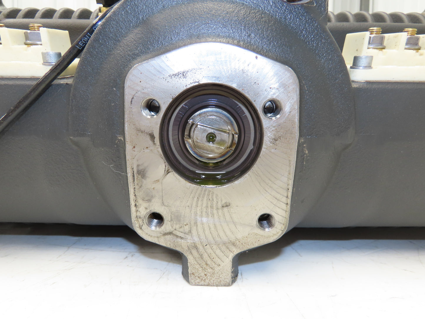 Linde AK20E-02 Forklift Dual-Wheel & Motor Front Axle Assembly Off E20C