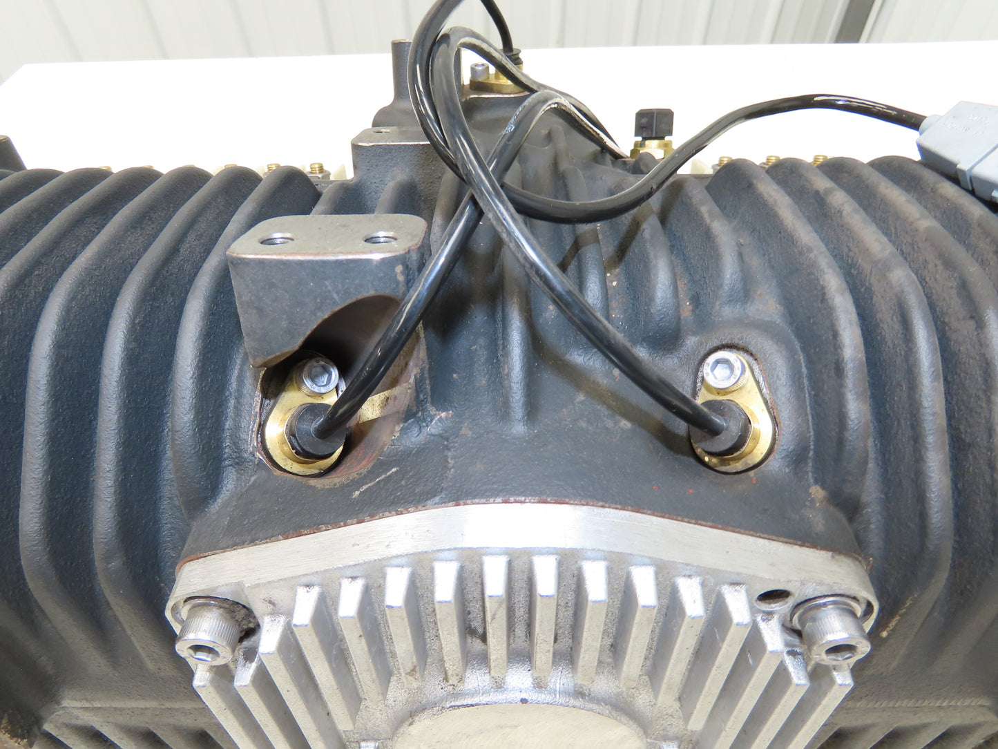 Linde AK20E-02 Forklift Dual-Wheel & Motor Front Axle Assembly Off E20C
