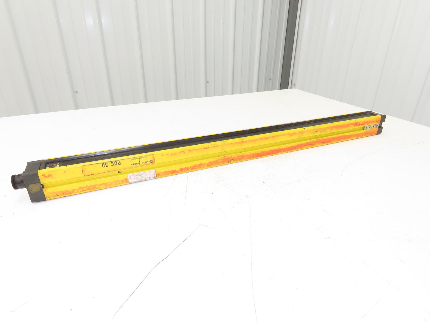 Allen Bradley 440L-R4D0750-N Guardmaster Safety Light Curtain Receiver P0C-30