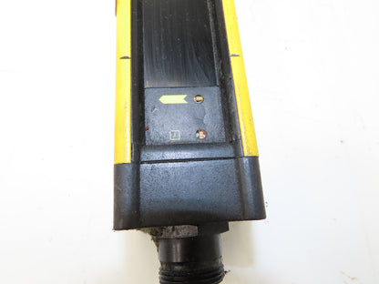 Allen Bradley 440L-T4D0750-N Guardmaster Light Curtain Transmitter *Cracked*