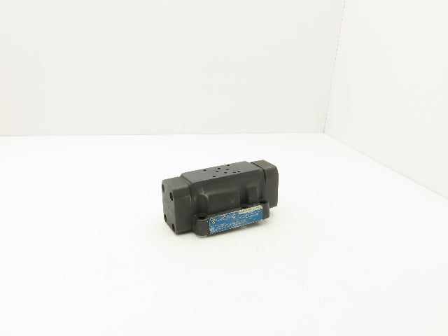 Vickers DG5S4-042C-T-M-FTWL-B5-60 Hydraulic Directional Control Valve Only