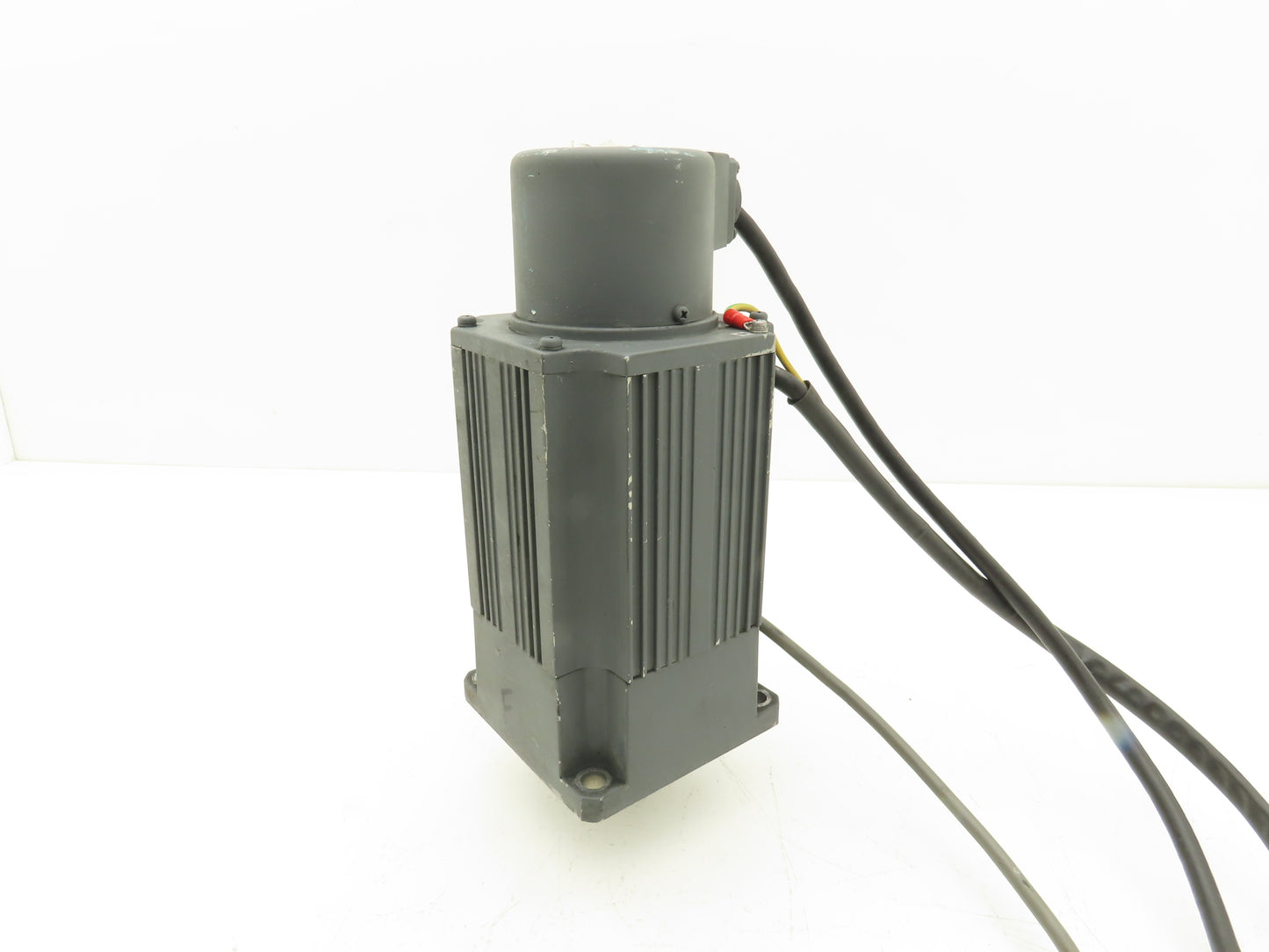 Mitsubishi HA-FE63BW2 AC Servo Brake Motor 3000 RPM with Encoder