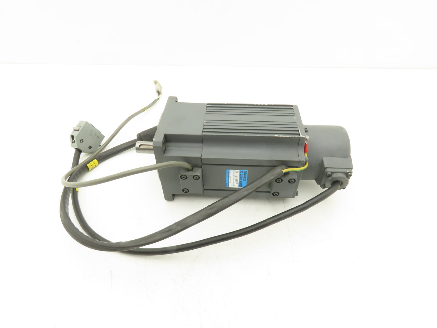 Mitsubishi HA-FE63BW2 AC Servo Brake Motor 3000 RPM with Encoder