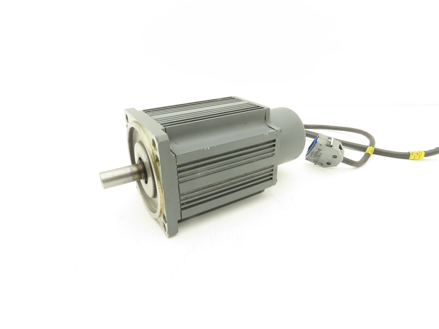 Mitsubishi HA-FE63W2 AC Servo Motor with Encoder 16mm Shaft