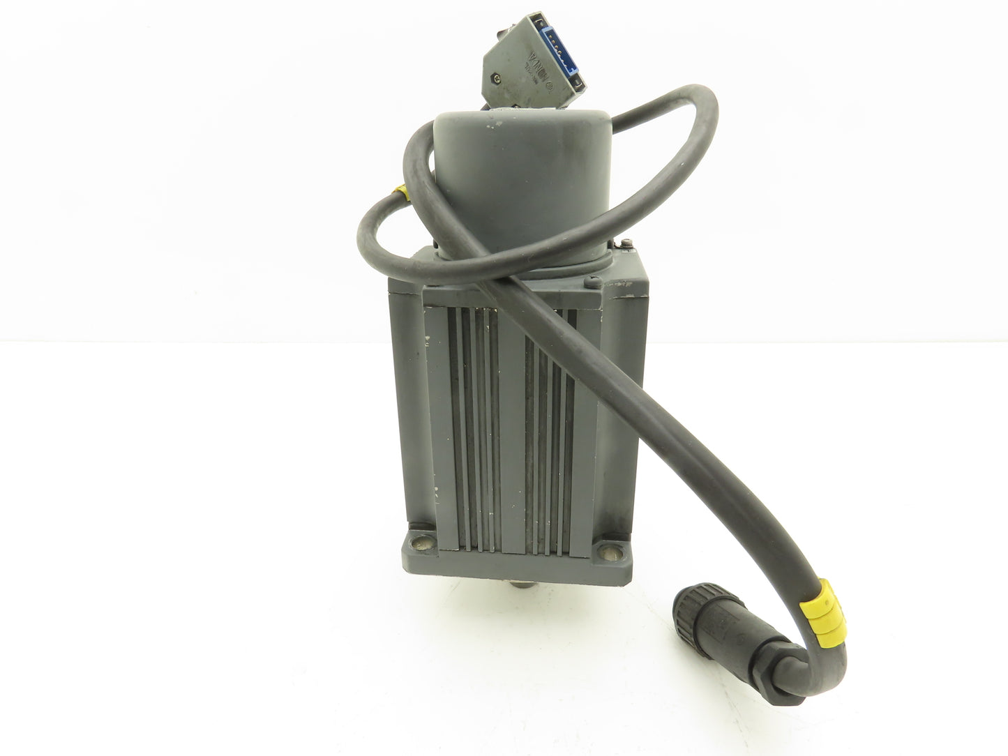 Mitsubishi HA-FE63W2 AC Servo Motor with Encoder 16mm Shaft