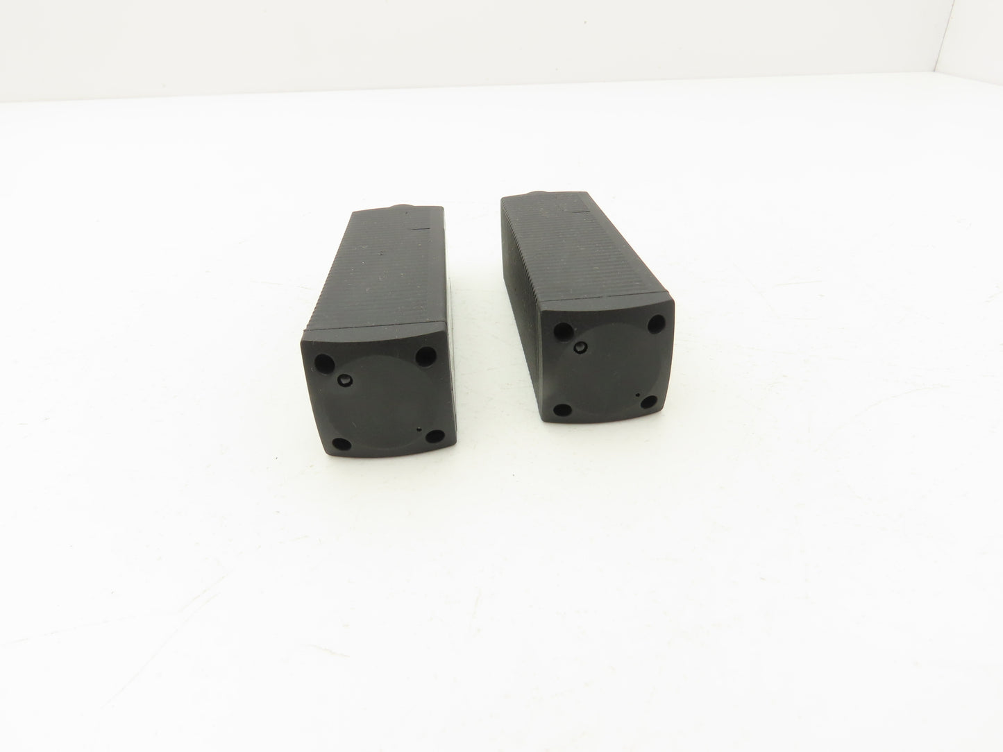 Schmersal 	CST34-S-1 Magnet Safety Sensor Non Contact CST Lot of 2