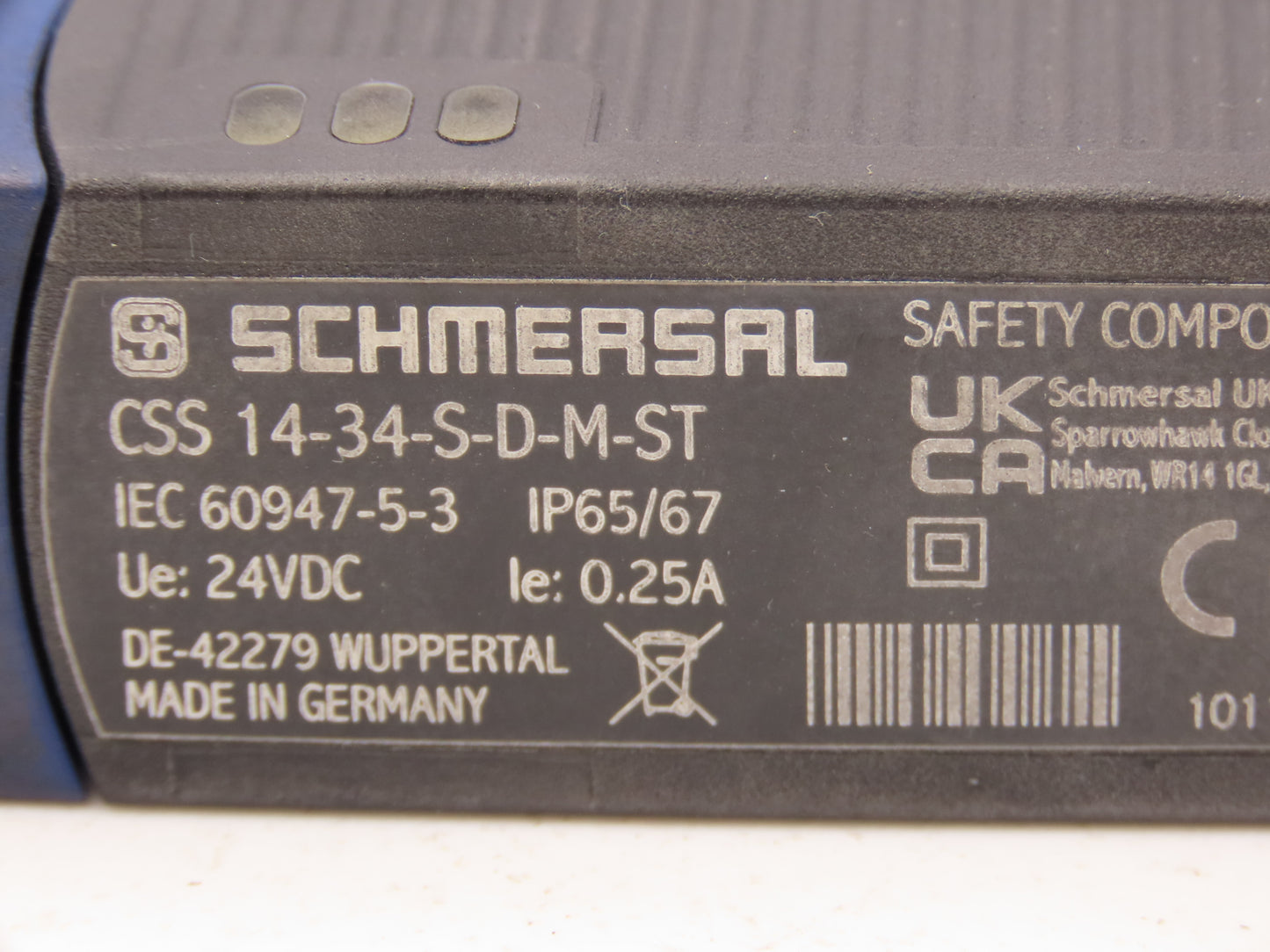 Schmersal 101181063 Magnet Safety Sensor Non Contact CSS 14-34-S-D-M-ST
