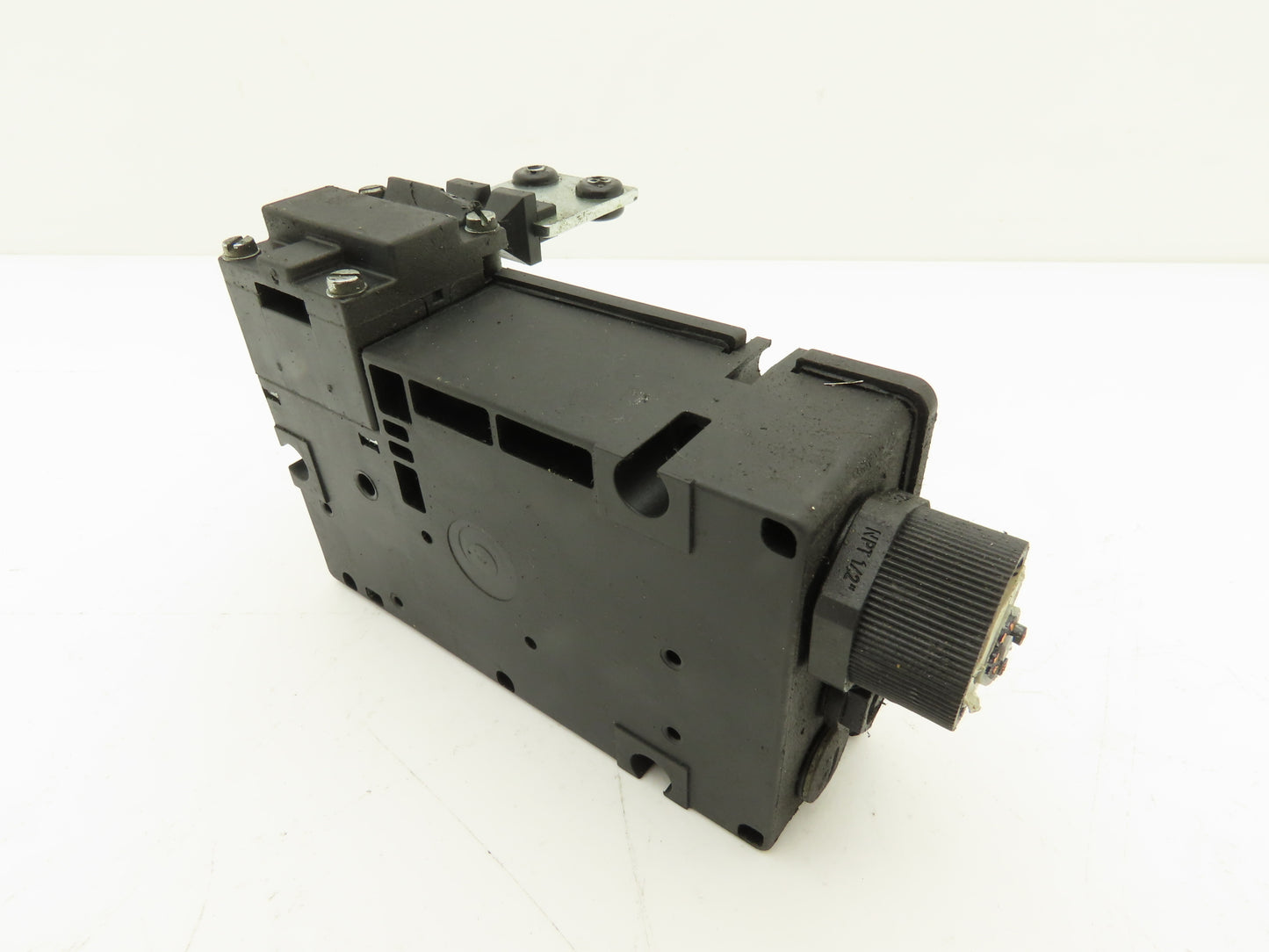 Schmersal TZFWS24VDC Solenoid Interlock Safety Switch 24VDC 1500N