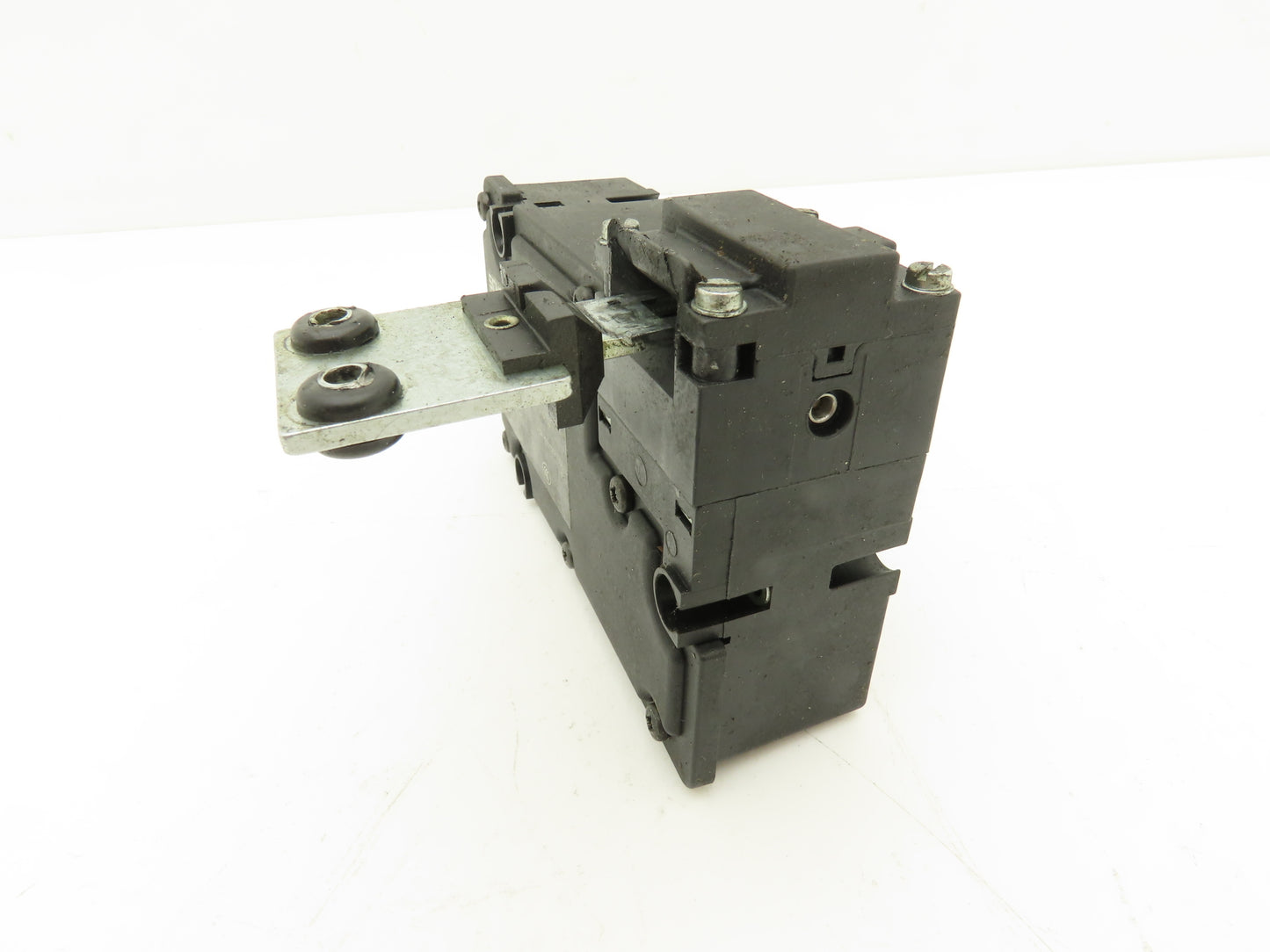 Schmersal TZFWS24VDC Solenoid Interlock Safety Switch 24VDC 1500N