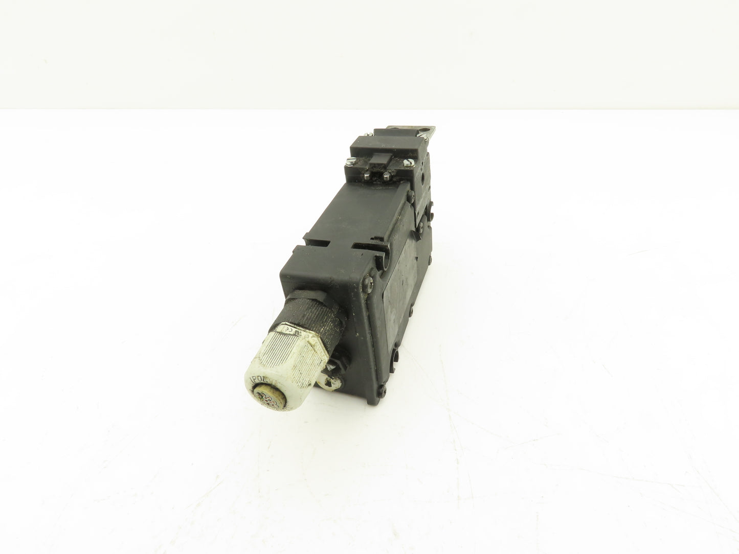 Schmersal TZFWS24VDC Solenoid Interlock Safety Switch 24VDC 1500N