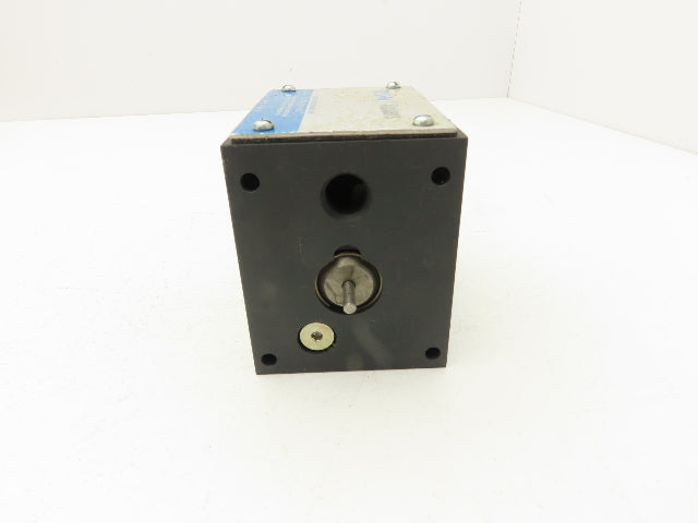 Vickers DG4S4-010C-50 Directional Control Solenoid Valve Coils Are Missing