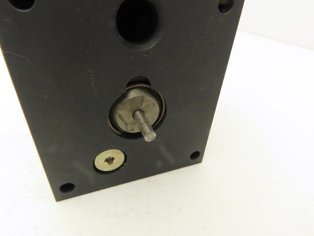 Vickers DG4S4-010C-50 Directional Control Solenoid Valve Coils Are Missing