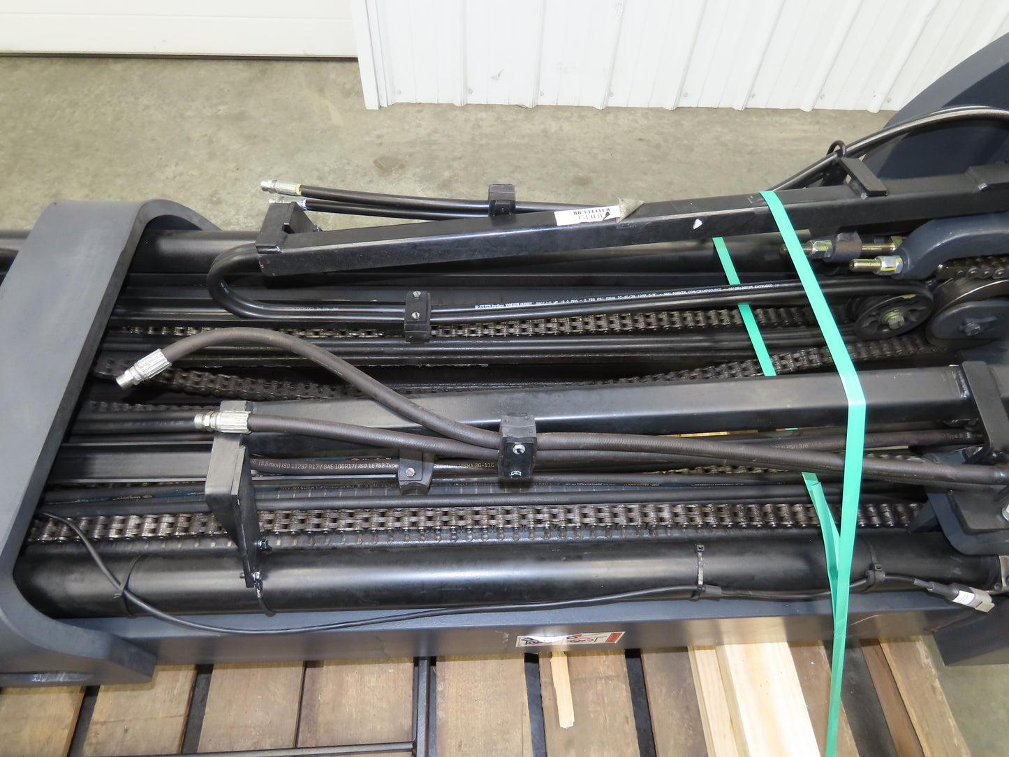 Linde E20C Forklift Mast Class II 4 Stage 4 Lever 258.5" Lift 2155 lbs Max