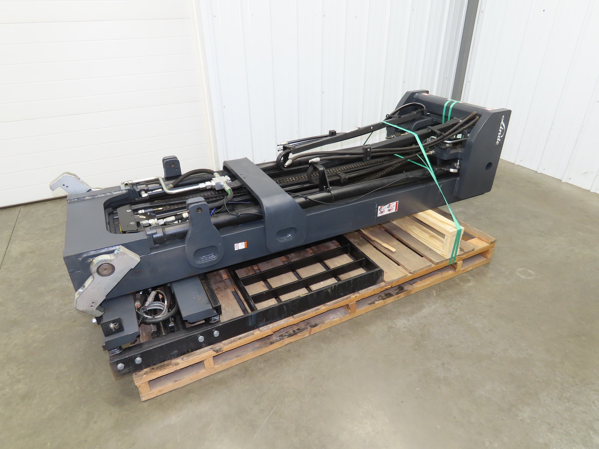 Linde E20C Forklift Mast Class II 4 Stage 4 Lever 258.5