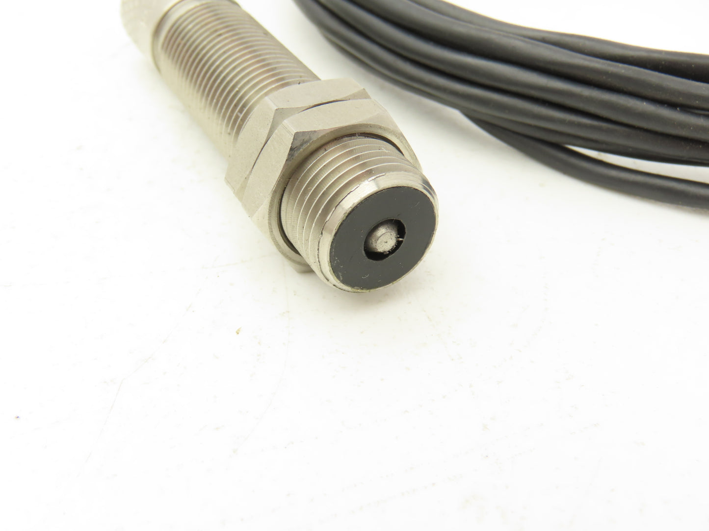 Red Lions Controls MP62TA00 Magnetic Pickup Sensor Threaded 5/8-18" x 2" Barrel