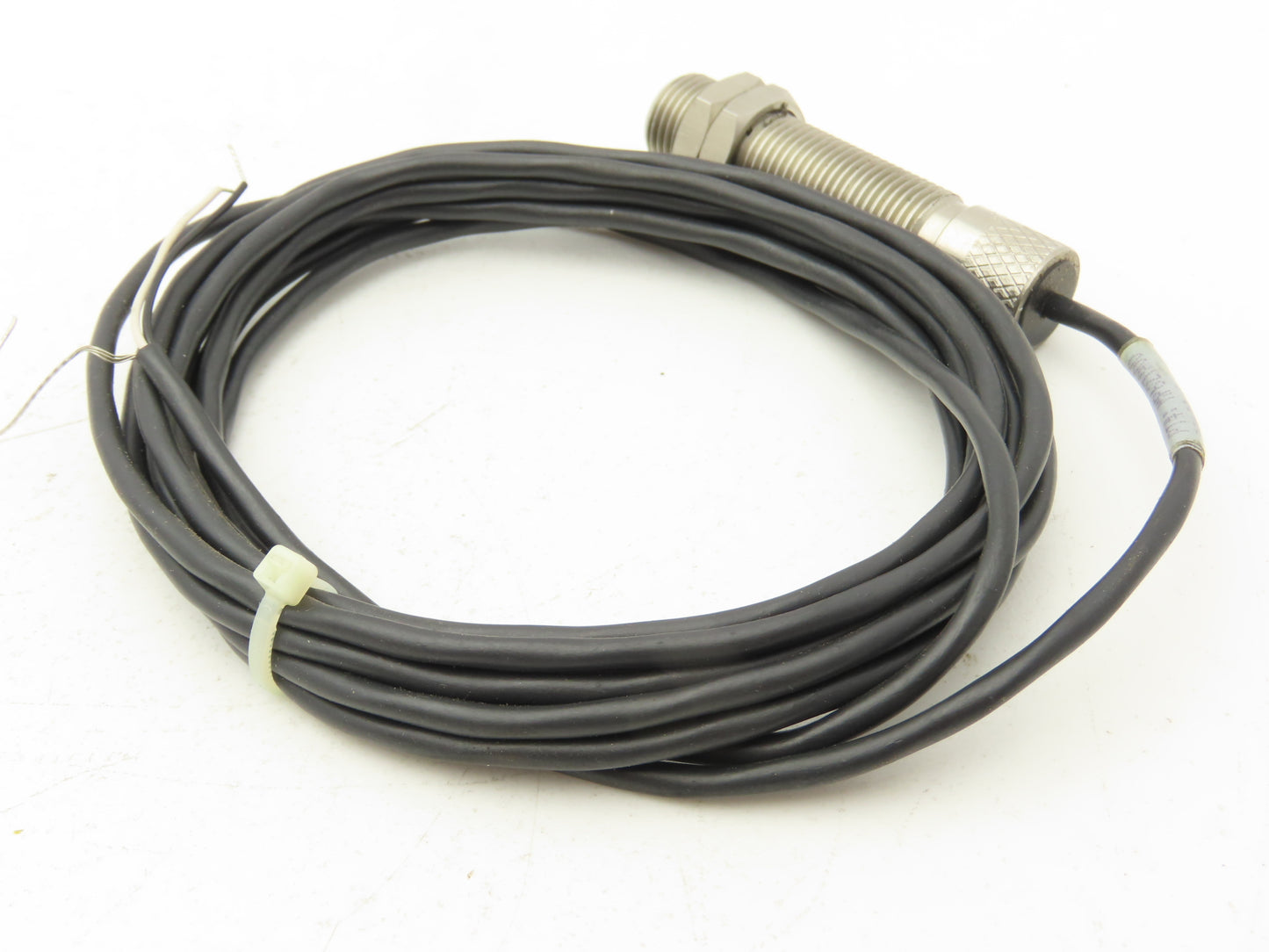 Red Lions Controls MP62TA00 Magnetic Pickup Sensor Threaded 5/8-18" x 2" Barrel