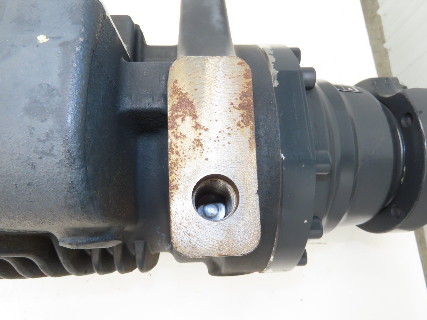 Linde AK20E-02 Forklift Dual-Wheel & Motor Front Axle Assembly Off E20C