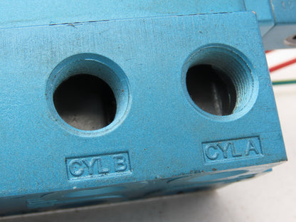 MAC 6221C-211-PM-114DA Pneumatic Solenoid Valve 3/8" Ports 120VAC Coil 150PSI