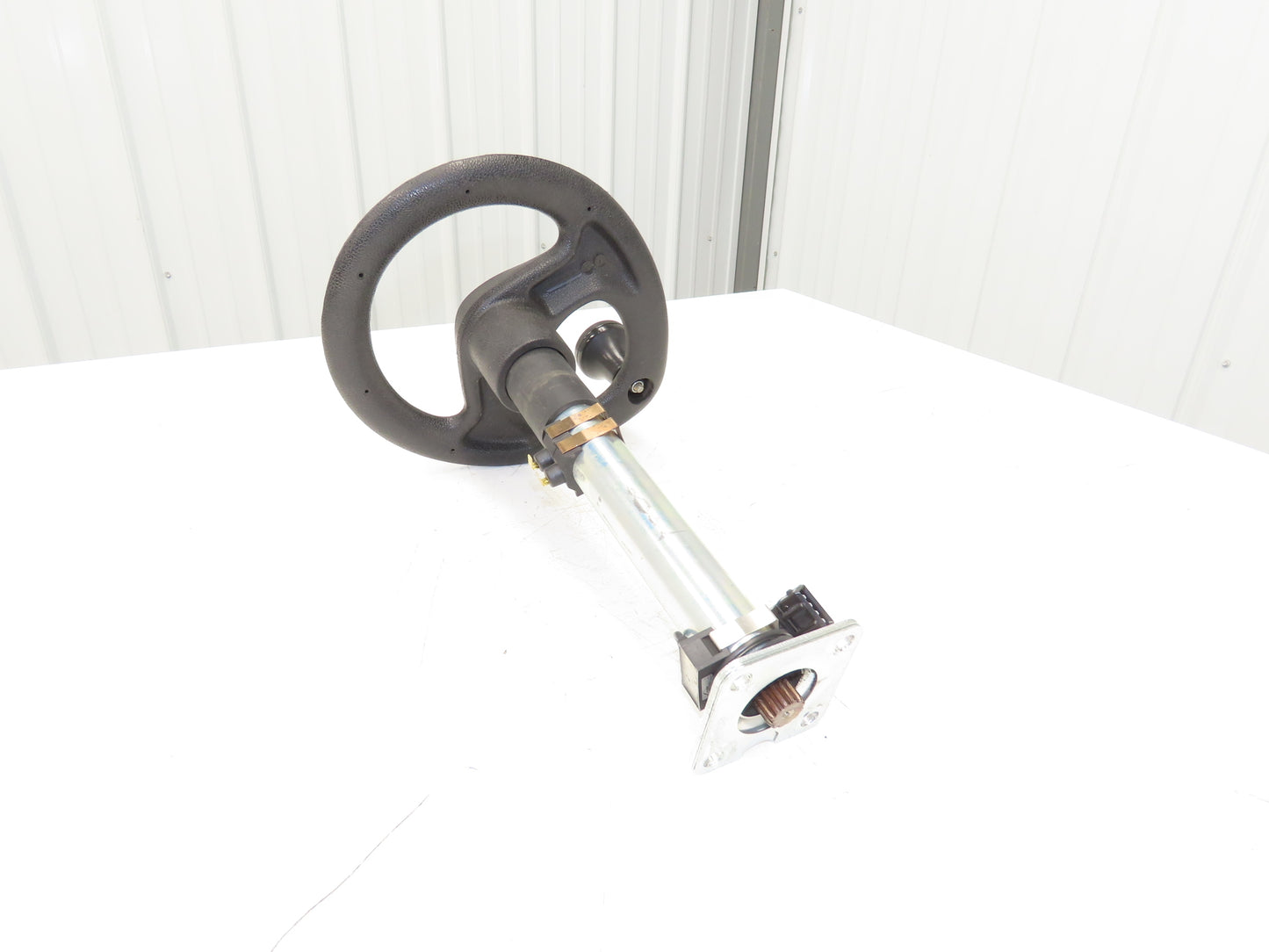 Linde Forklift  Steering Wheel & Column W/Horn Removed From E20C
