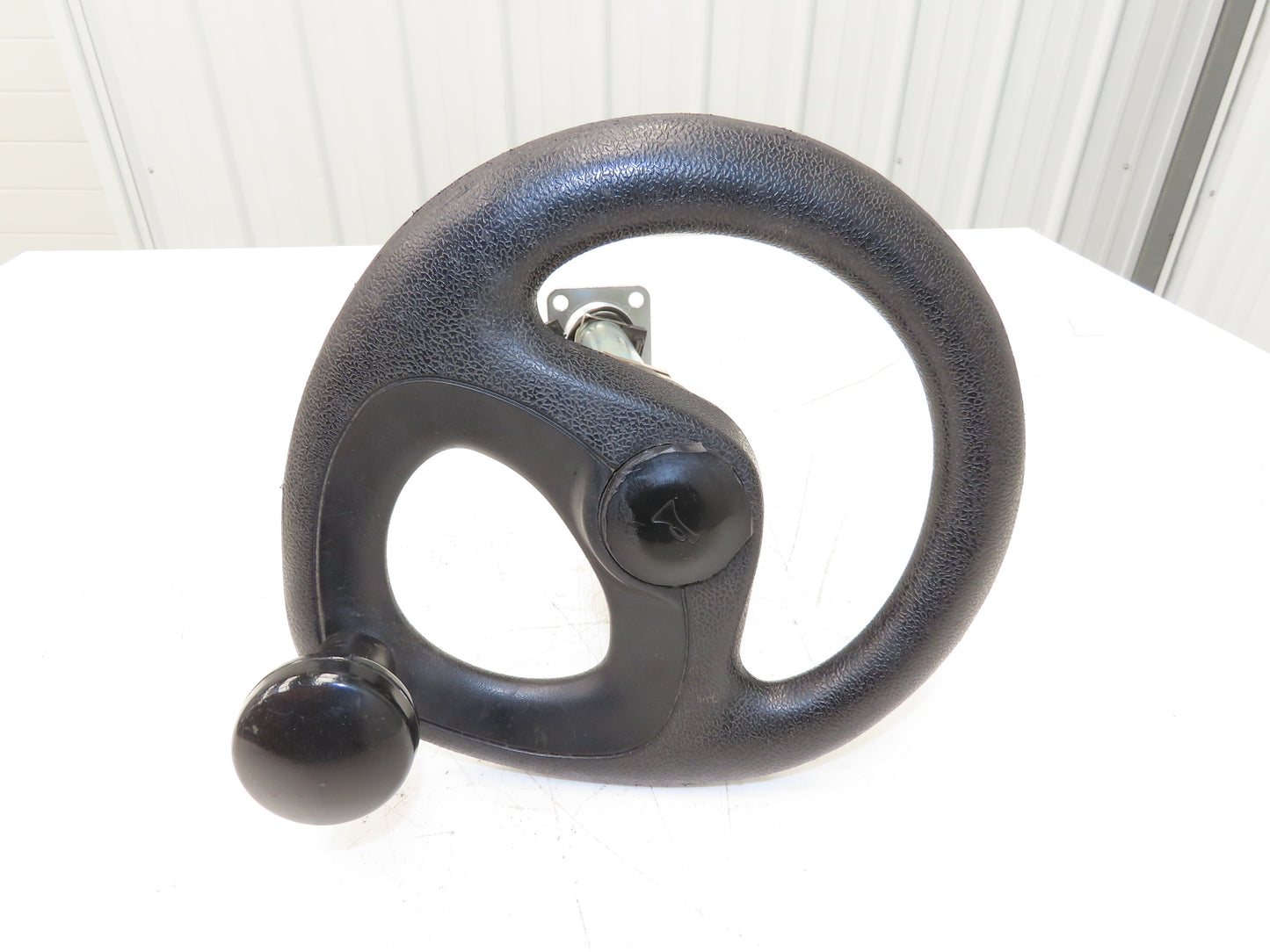 Linde Forklift  Steering Wheel & Column W/Horn Removed From E20C