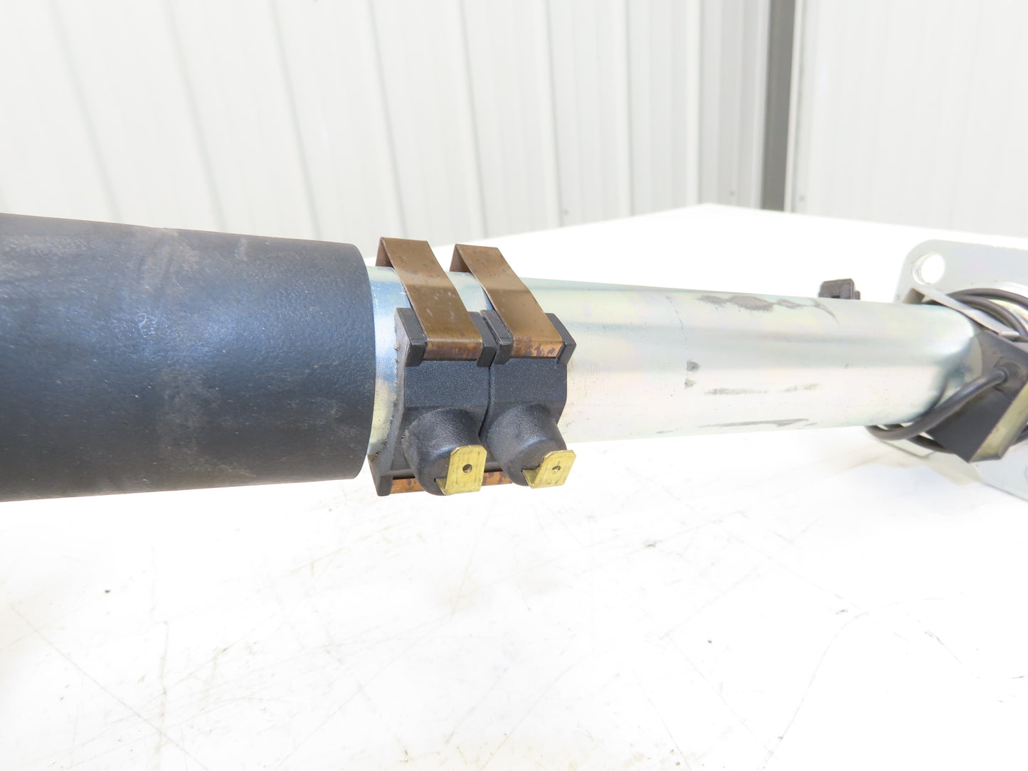 Linde Forklift  Steering Wheel & Column W/Horn Removed From E20C