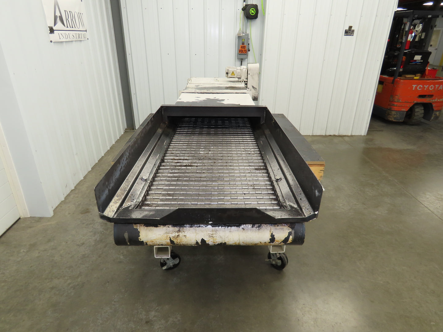 Enomoto MA-500H 25"W x 9' 3"L Chip Conveyor 22" Belt 40" Infeed 220V 3PH