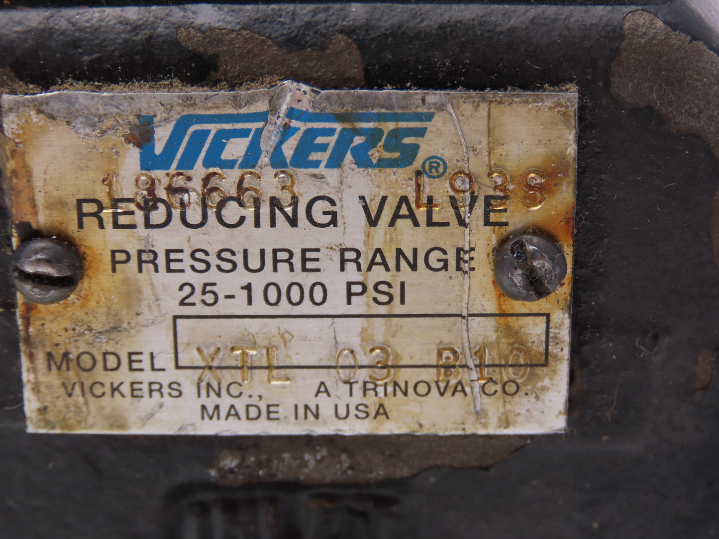 Vickers XTL 03 B 10 Hydraulic Pressure Reducing Control Valve 25-1000 PSI