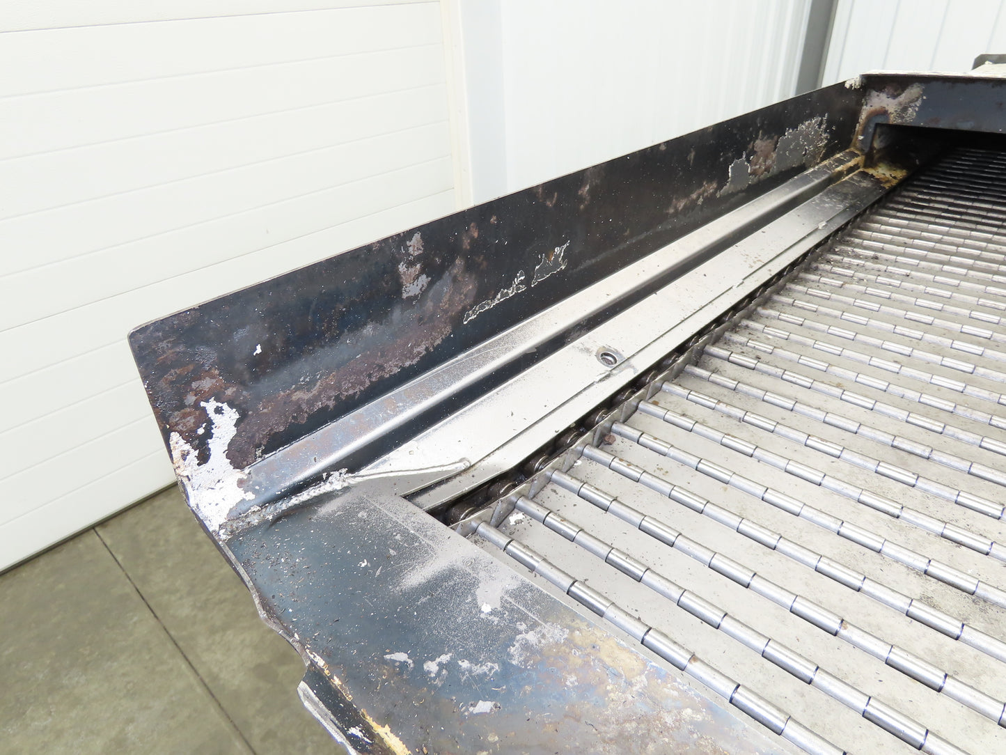 Enomoto MA-500H 25"W x 9' 3"L Chip Conveyor 22" Belt 40" Infeed 220V 3PH