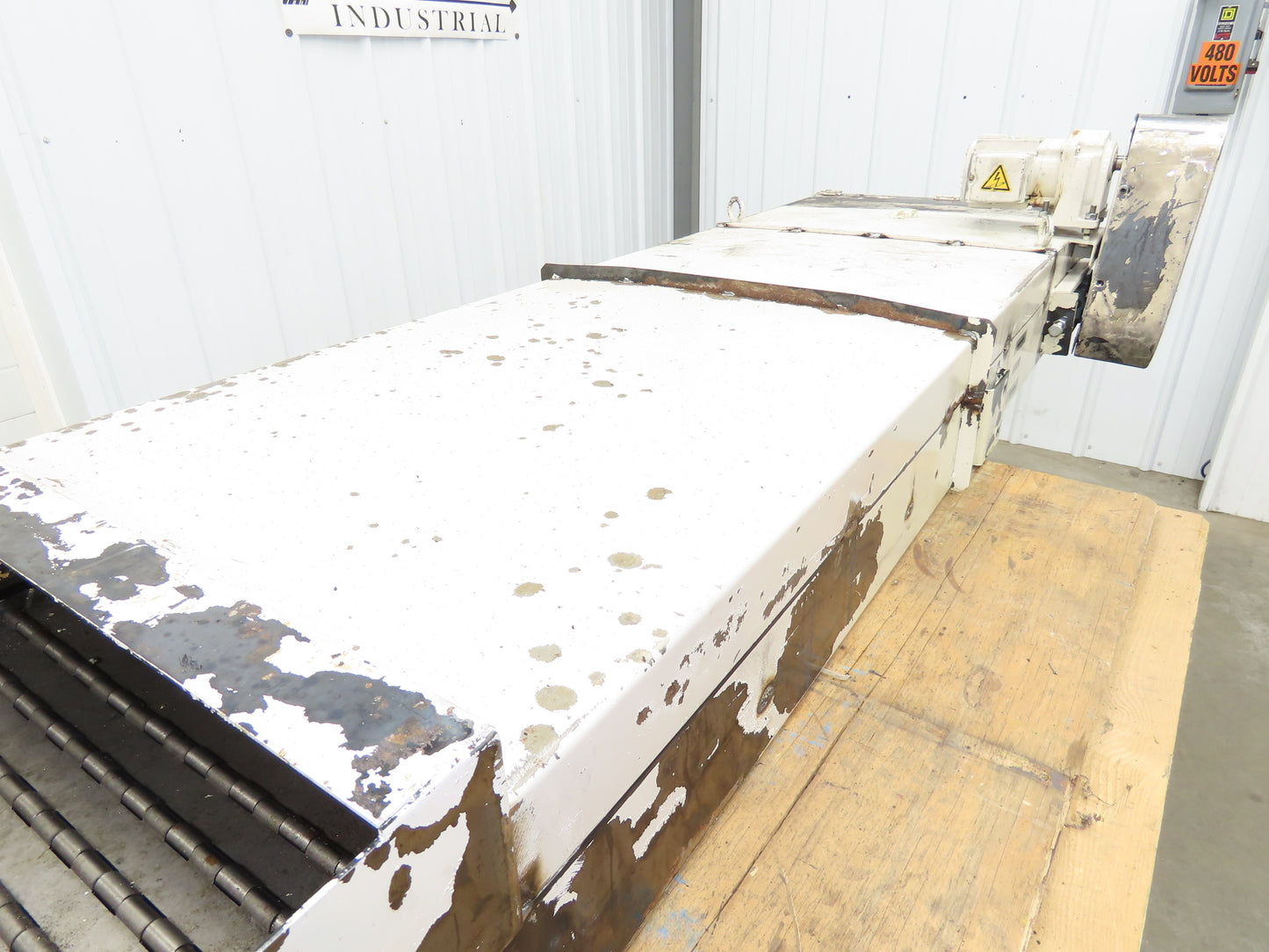 Enomoto MA-500H 25"W x 9' 3"L Chip Conveyor 22" Belt 40" Infeed 220V 3PH
