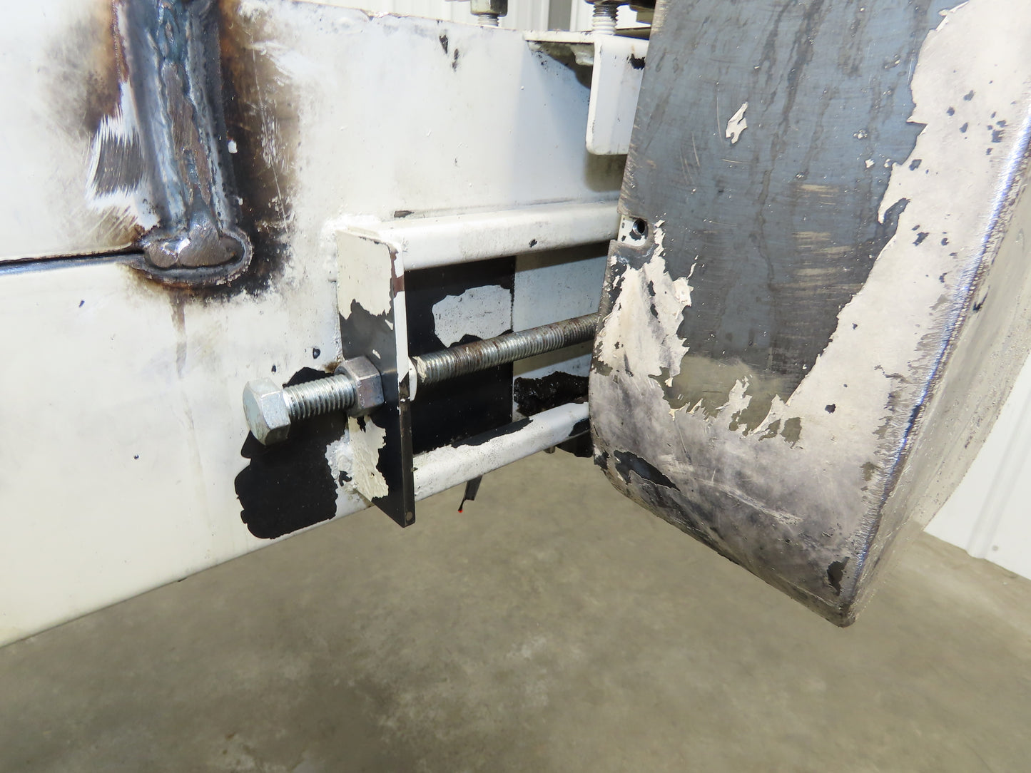 Enomoto MA-500H 25"W x 9' 3"L Chip Conveyor 22" Belt 40" Infeed 220V 3PH