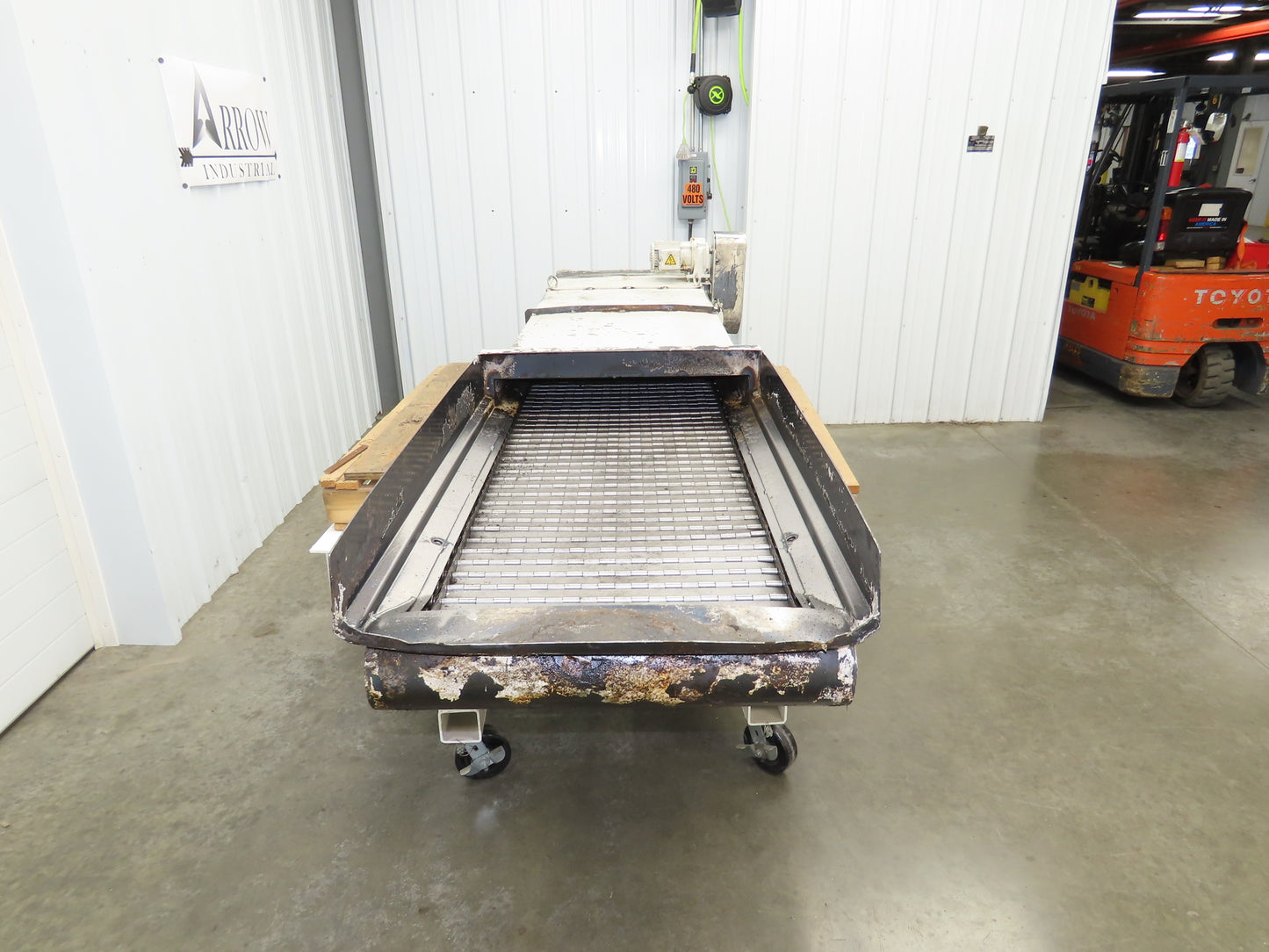 Enomoto MA-500H 25"W x 9' 3"L Chip Conveyor 22" Belt 40" Infeed 220V 3PH