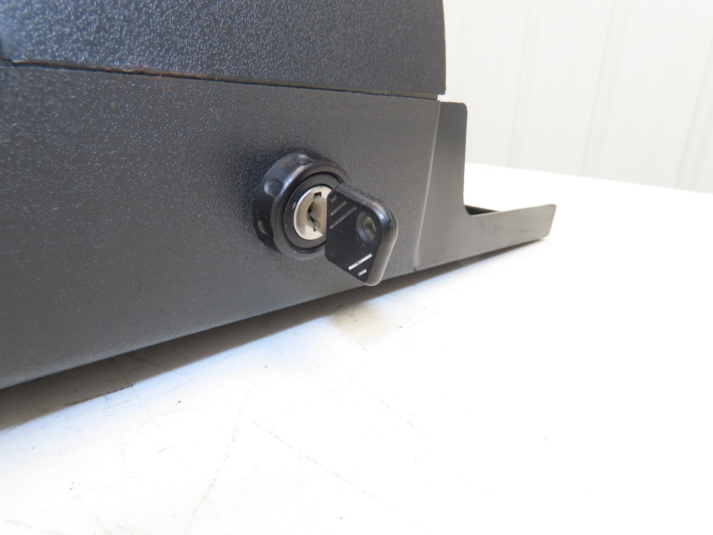 Linde Forklift Steering Column Cover Plastic Shroud Removed From E20C