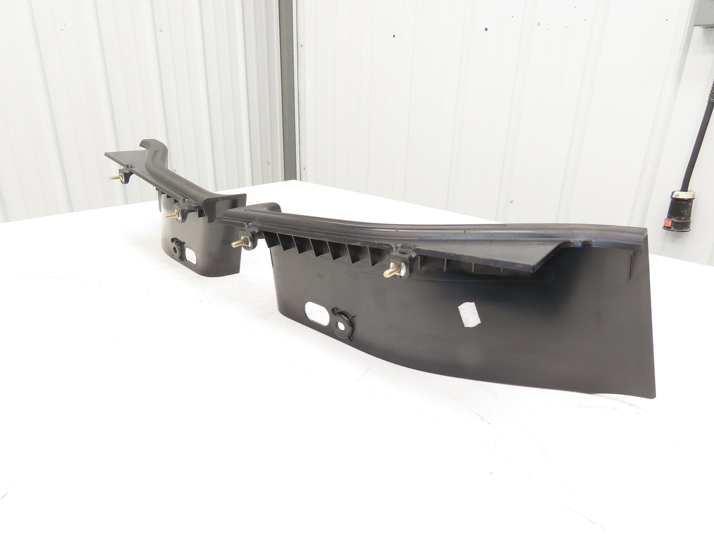 Linde Forklift Step Toe kick Plastic Shroud Set Removed From E20C