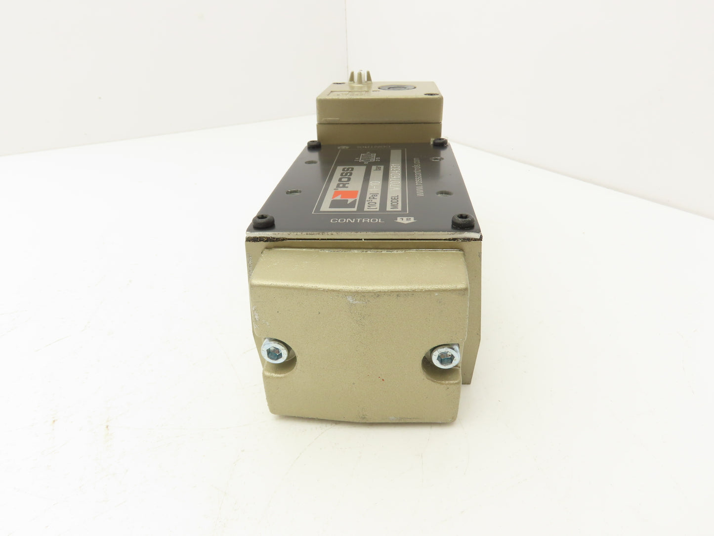 Ross Controls W7076D4331Z Pneumatic Dual Solenoid Air Valve 14.5-145psi 110-120v