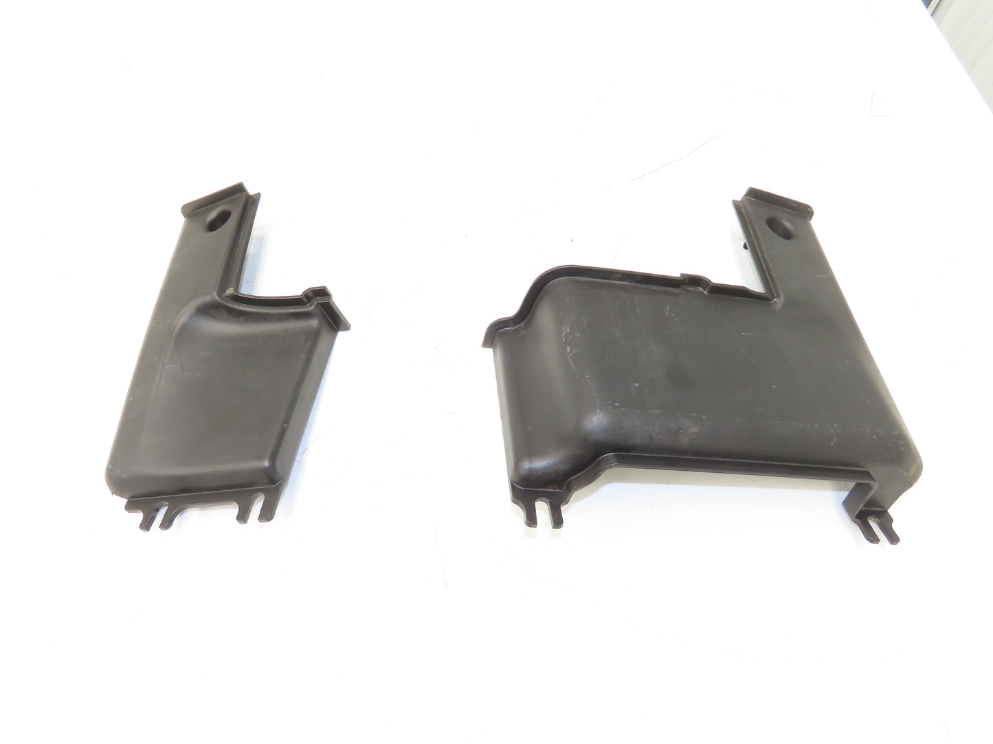 Linde 3464314202 Forklift Plastic Shroud Cover Toe Kick Set 3464314203 Off E20C