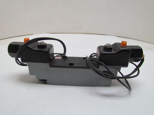 Schrader Bellows L7652421153 Double Solenoid Directional Flow Control Valve 120V