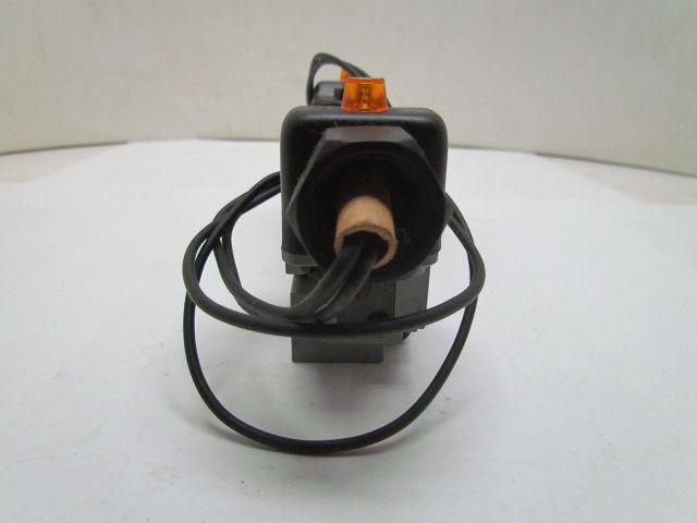 Schrader Bellows L7652421153 Double Solenoid Directional Flow Control Valve 120V