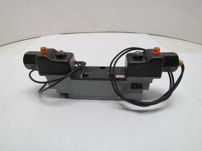 Schrader Bellows L7652421153 Double Solenoid Directional Flow Control Valve 120V