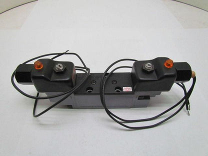 Schrader Bellows L7652421153 Double Solenoid Directional Flow Control Valve 120V