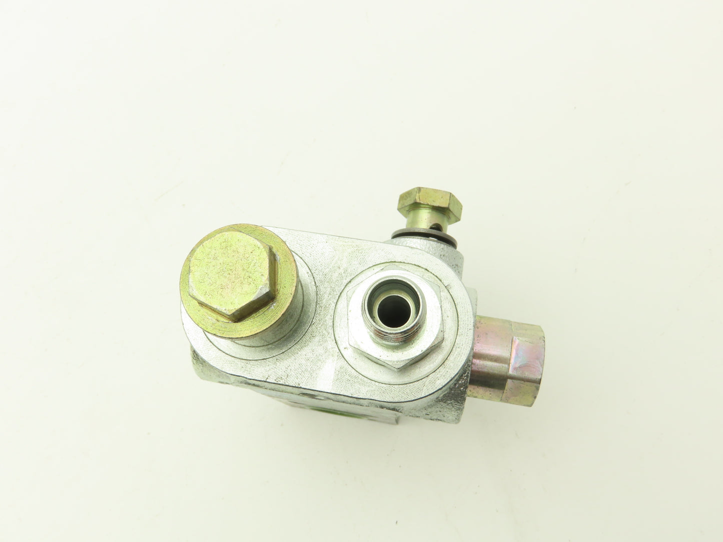 Linde 0009443041 Electric Forklift Flow Control Valve Removed From E20C