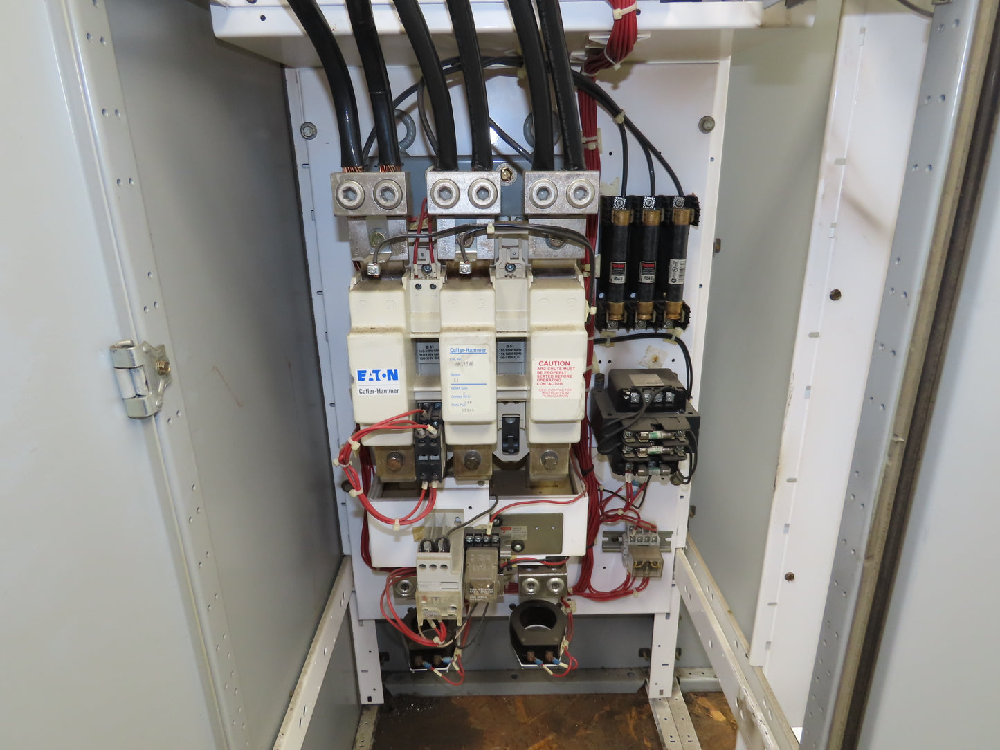 Eaton Freedom 2100 MCC NEMA 6 Motor Control Starter 600VAC 400Hp HMCP Breaker