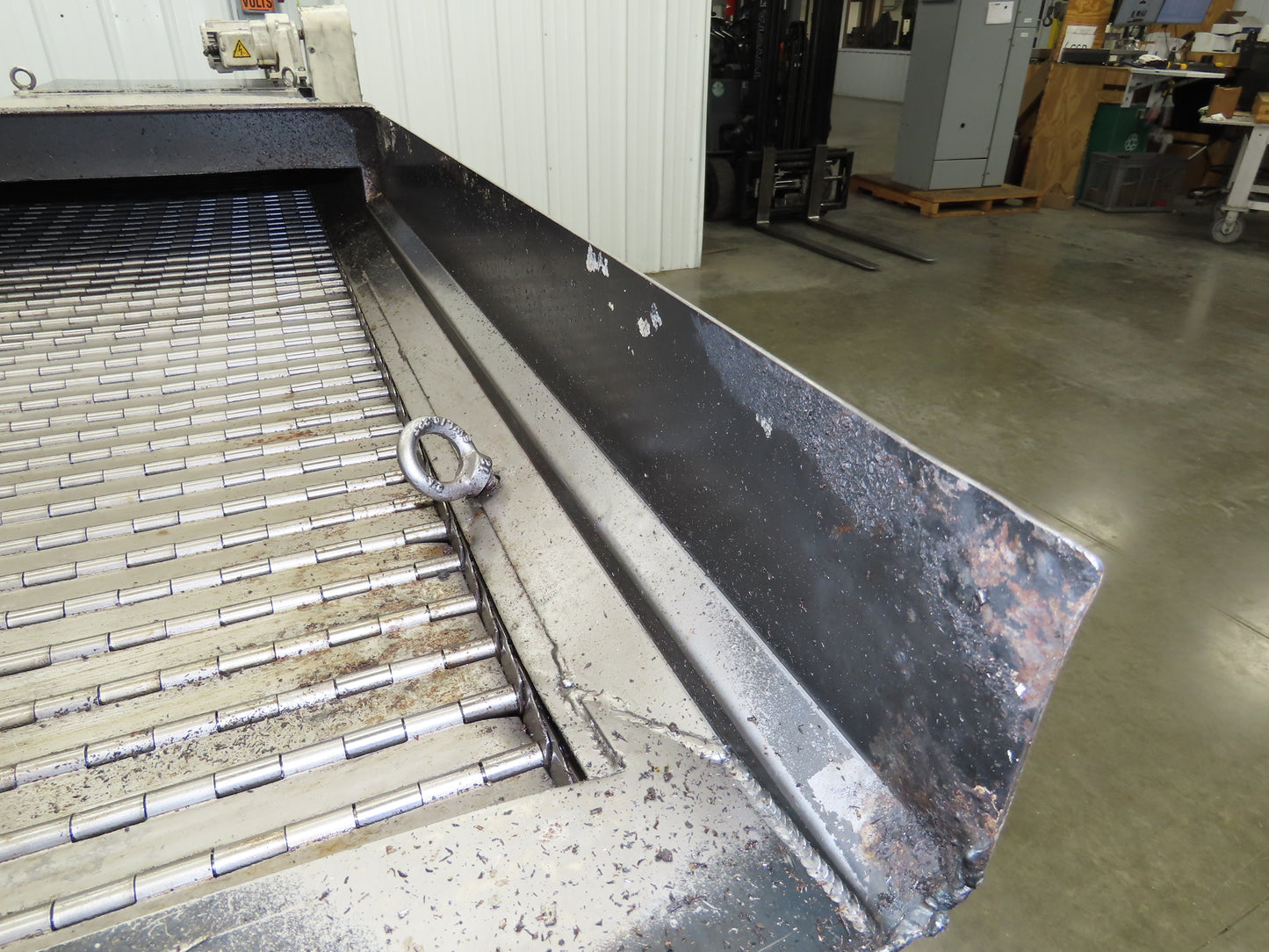 Enomoto MA-500H 25"W x 9' 2"L Chip Conveyor 22" Belt 40" Infeed 220V 3PH