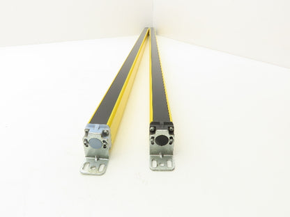 Schmersal SLC440COM-ER-0890-14 Safety Light Curtain Transmitter & Receiver Set