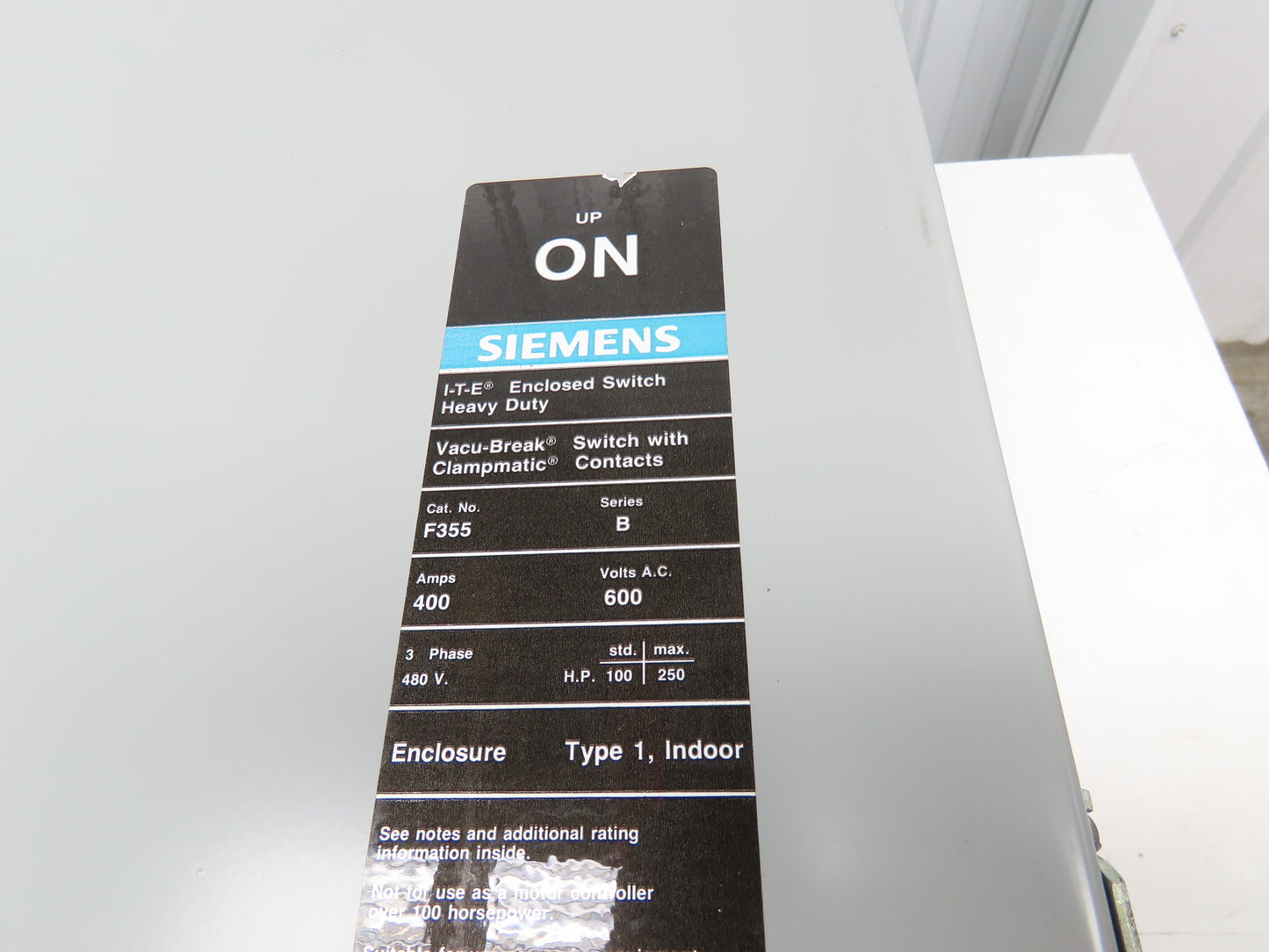 Siemens F355 Vacu Break Clampamtic Safety Disconnect Switch 400A 600V 3P Fused