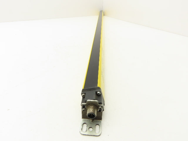 Schmersal Safety Light Curtain Receiver Has Some Scratches End Cap Is Broken